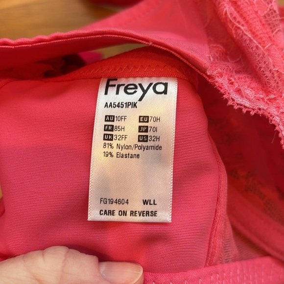 Freya Bra Pink Offbeat Side Support Unlined Lace NWOT Size 32H - Picture 5 of 6